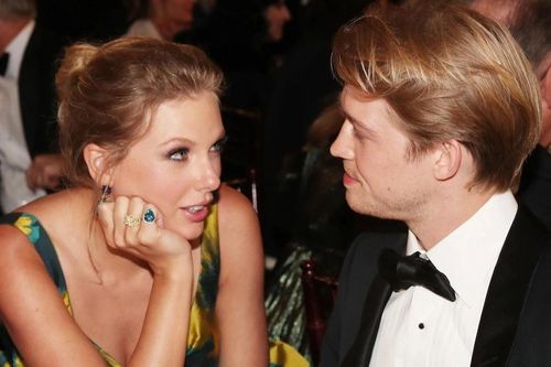 Bạn trai lâu năm nhất của Taylor Swift