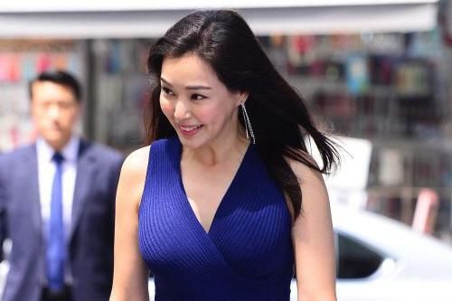 Honey Lee lấy chồng do mai mối