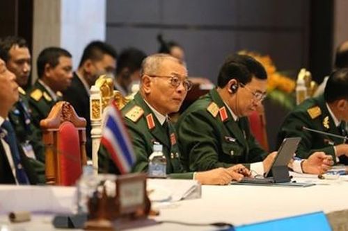 Hội nghị Bộ trưởng Quốc phòng ASEAN ra tuyên bố chung