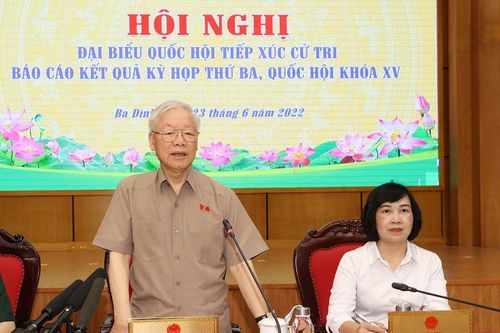 Tổng Bí thư dự buổi tiếp xúc cử tri báo cáo kết quả kỳ họp Quốc hội
