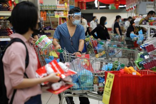 Chính phủ Malaysia hỗ trợ các gia đình thu nhập thấp chật vật vì lạm phát