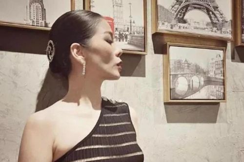 Lệ Quyên lên tiếng trấn an người hâm mộ khi được nhắc nhở thân hình sút cân đáng báo động