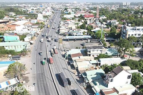 Chờ đợi 'cú hích' phát triển từ 2 đại dự án giao thông