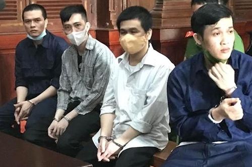 Một án tử hình, 3 án chung thân cho băng nhóm vận chuyển, cất giấu ma túy và vũ khí quân dụng