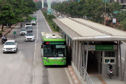 Đề xuất cho phép xe chở khách khối lượng lớn, xe buýt thường được đi vào làn BRT