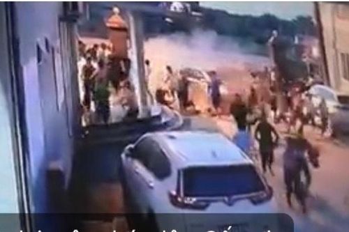 Phó Giám đốc…nổi điên, lao xe ô tô khiến 4 người thương vong
