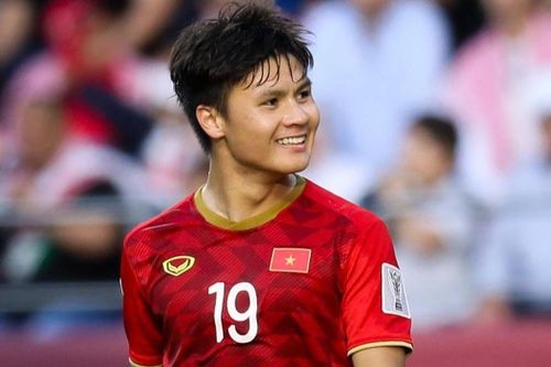 Cựu tiền đạo Lille: 'Quang Hải cần 6 tháng để làm quen với Ligue 2'