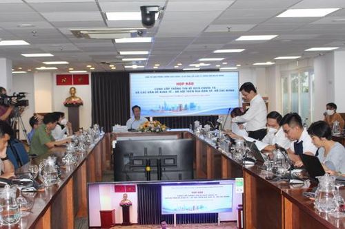 TP Hồ Chí Minh đề nghị Bộ Y tế xem Covid-19 là bệnh 'lưu hành'