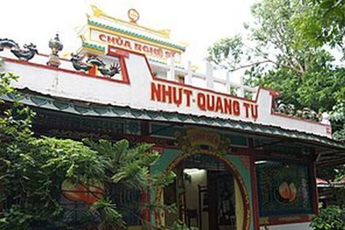 Hội Sân khấu TPHCM thông tin về việc đổi bảng tên chùa Nghệ sĩ