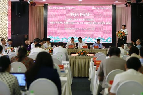 Mỗi tỉnh 1 kiểu, vừa rời rạc vừa xung đột làm suy yếu lợi thế chung