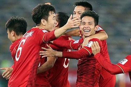 ĐT Việt Nam rớt hạng trên BXH FIFA