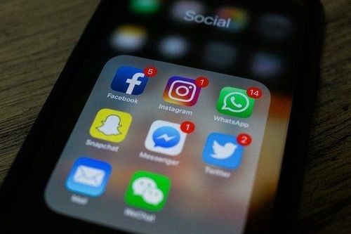 Cảnh báo của Google về phần mềm gián điệp nhắm đến điện thoại sử dụng iOS và Android