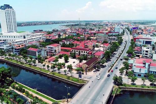 Quảng Bình: Xem xét báo cáo quy hoạch chung xây dựng thành phố Đồng Hới và vùng phụ cận