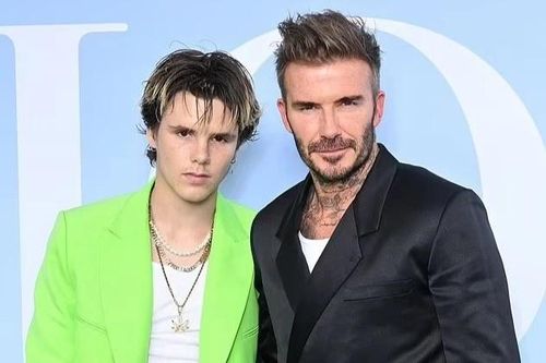 David Beckham và con trai là tâm điểm ở show thời trang