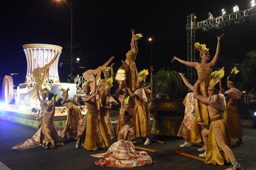Sôi động Carnival đường phố 'Take me to the Sun' tại Đà Nẵng