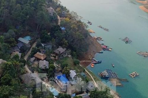 Khám phá vẻ đẹp bản Mường Đá Bia