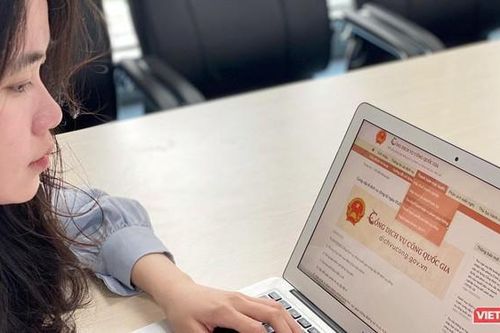 Dịch vụ công trực tuyến được cung cấp cả trên mạng xã hội