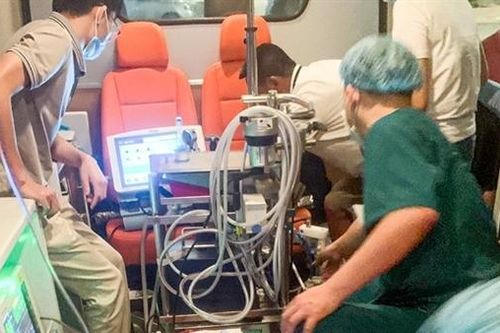 Bé trai sốc phản vệ độ 3 sau khi tiêm kháng sinh được cứu sống