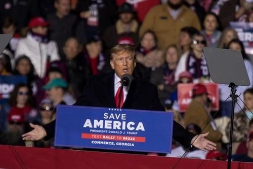 Truyền thông Mỹ sẽ đưa ông Trump trở lại Nhà Trắng?