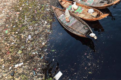 Dòng sông chết ở Bangladesh