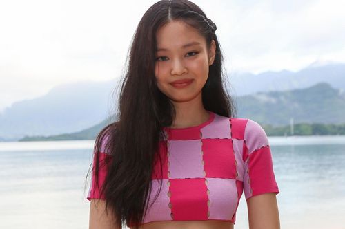 Lý do khán giả tin V (BTS) và Jennie đang hẹn hò