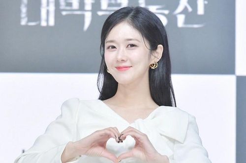 Lễ cưới ngoài trời của Jang Na Ra