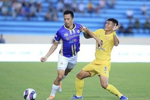 Nam Định cầm chân Hà Nội trong trận đá bù vòng 3 V-League 2022