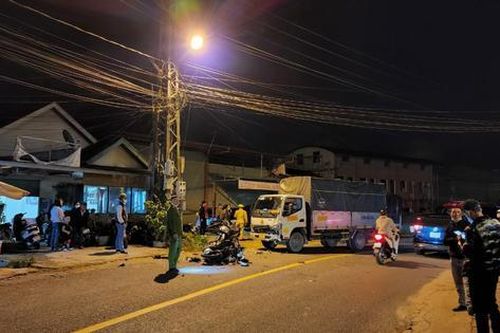 Va chạm xe tải, một nữ sinh tử vong tại chỗ