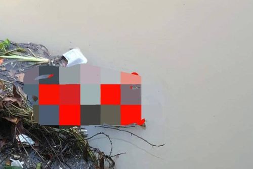 Phát hiện thi thể bé trai 1 tháng tuổi dưới kênh nước trong khu công nghiệp