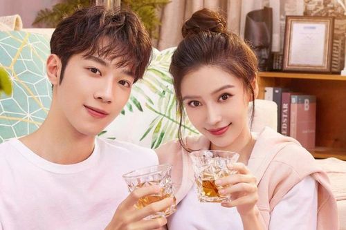 'Chuyện tình' đẹp như mơ của Angelababy - Lại Quán Lâm: Chênh lệch 12 tuổi đã là gì!