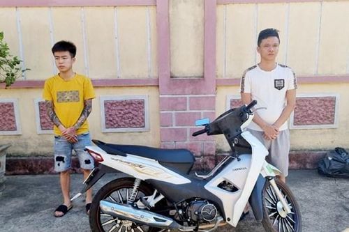 Phạm 4 tội danh để chiếm đoạt xe máy và điện thoại của đồng nghiệp