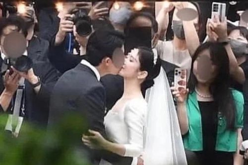 Hình ảnh lễ cưới Jang Na Ra