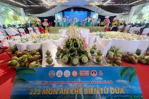 Bến Tre lập kỷ lục thế giới với 222 món ăn từ Dừa