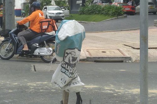 Chân đế nguy hiểm