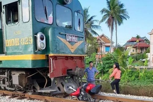 Hải Dương: 3 người thương vong sau 2 vụ tai nạn giao thông đường sắt