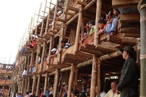 Tai nạn thảm khốc tại đấu trường bò tót ở Colombia