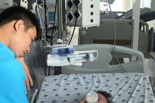 Nhầm sốt xuất huyết với rối loạn tiêu hóa, bé 7 tháng tuổi nguy kịch