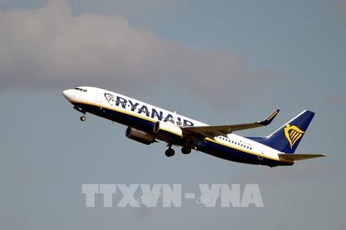 Hàng trăm chuyến bay của hãng Ryanair bị hủy do đình công
