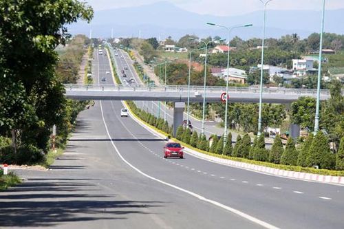 Phấn đấu khởi công 2 đoạn cao tốc Dầu Giây - Liên Khương theo phương thức PPP trong quý 2/2023