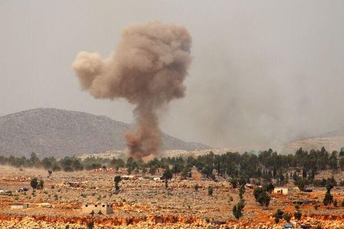 Mỹ bất ngờ không kích ở Syria