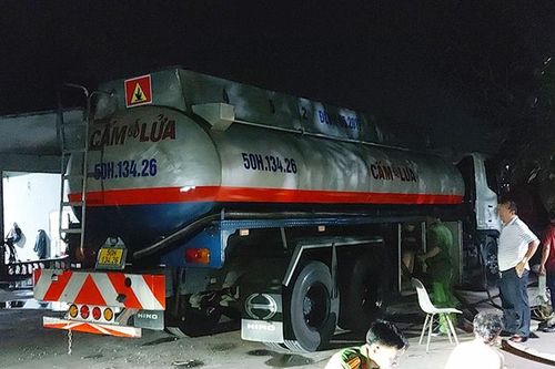 Thủ đoạn tiêu thụ xăng giả tinh vi của giám đốc Cty Vận tải Gia Khiêm