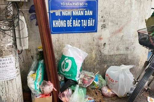 Những biển cấm đổ rác 'vô dụng'