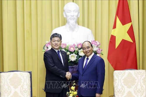 Chủ tịch nước Nguyễn Xuân Phúc tiếp Bộ trưởng Tư pháp Nhật Bản
