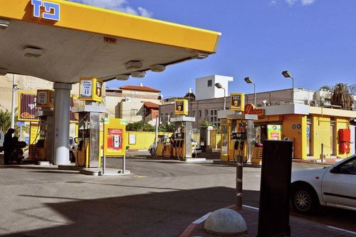 Điều gì khiến Israel trở thành một trong những quốc gia có giá xăng đắt đỏ nhất thế giới?