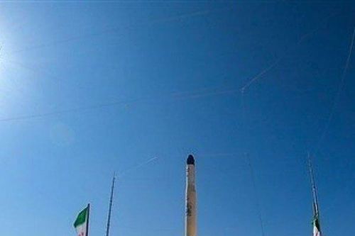 Iran phóng thử tên lửa đẩy giữa lúc đàm phán hạt nhân sắp nối lại