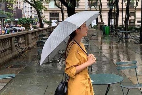 Bí quyết phối đồ để che vòng 2 ngấn mỡ