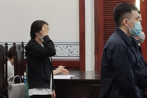 Nữ học viên dàn cảnh đánh ghen cưỡng đoạt 700 triệu của thầy giáo