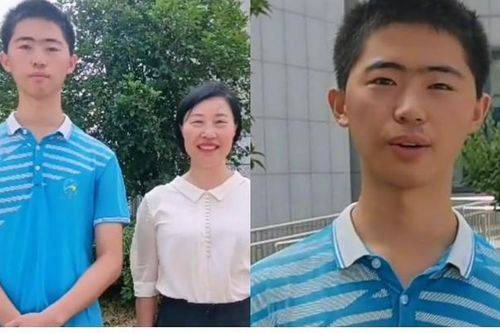 Sợ đối thủ 'nẫng tay trên', đại học danh tiếng gọi điện chiêu sinh lúc 3h sáng