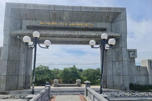 Chủ tịch Quảng Trị chỉ đạo xác minh vụ đấu thầu thi công nghĩa trang liệt sỹ