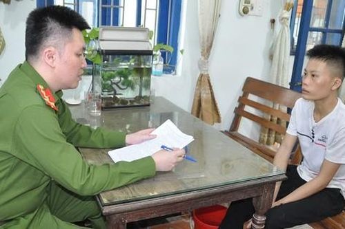 Hải Dương: Nam công nhân đột nhập phòng làm việc nữ giám đốc trộm tiền mua điện thoại